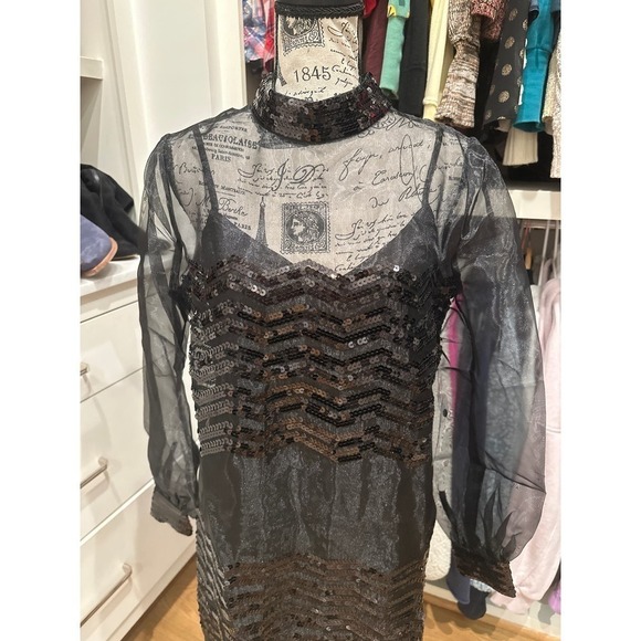 ModCloth Black Fanciful Fette Shift Sequin Overlay Dress Women's Small - Picture 5 of 10
